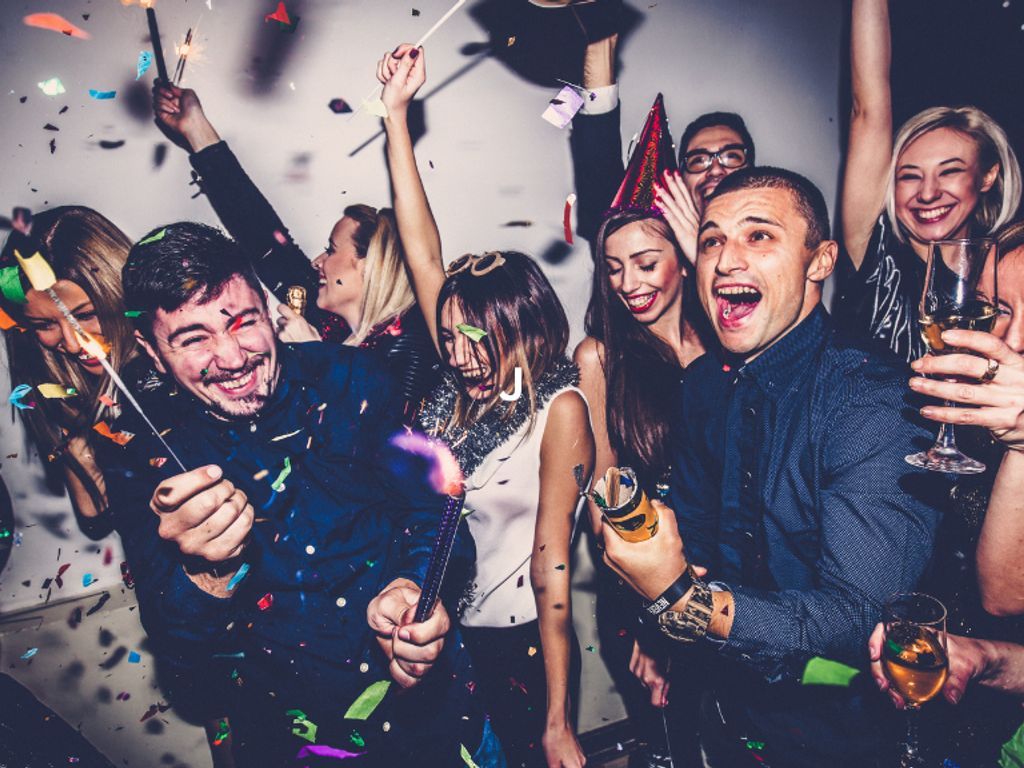 25 Things to Hire for a Party That Your Guests Will Actually Remember