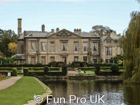 Magic mirror booth, Coombe Abbey