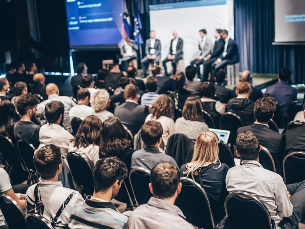 Essential Conference Equipment Checklist: What Every Event Planner Needs